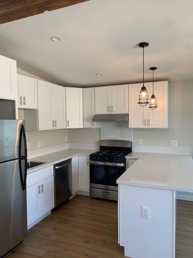 Photo - 1461 East Ln Apartamento Unidad 1461 #2