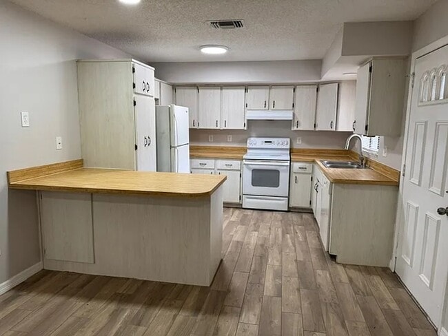 Building Photo - 4361 Azora Rd Rental