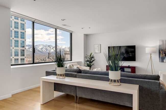 Photo - American Towers Furnished Condominium Downtown Salt Lake City