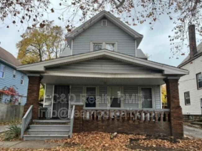 Photo - 378 E 156th St