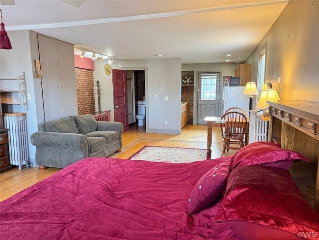 Photo - 1 S Jefferson St Unit 2