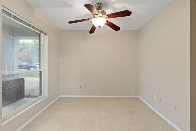Photo - 11600 Gun Powder Ct