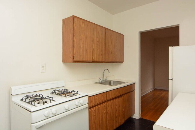 Photo - 834 W Waveland Ave Unit A08K