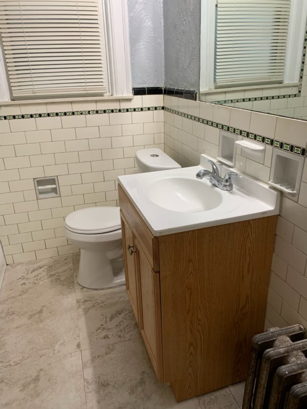 Building Photo - 12798 Wilshire Dr Rental