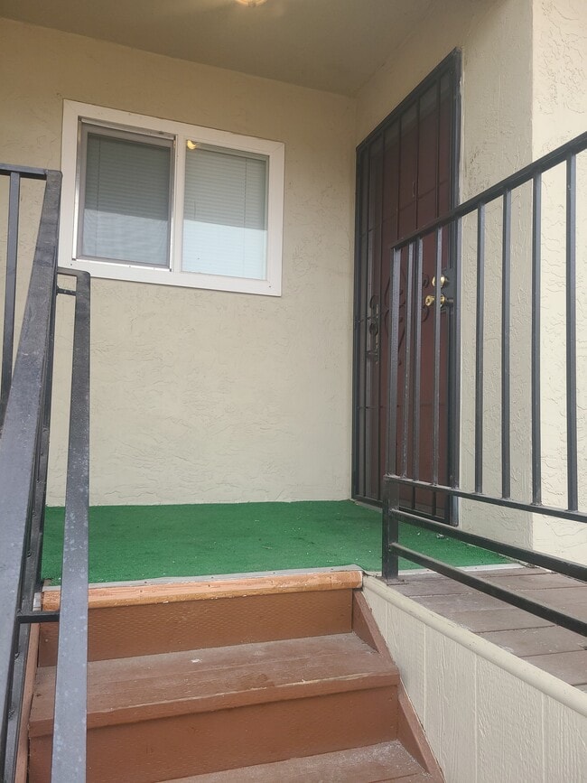 Photo - 829 Ohio St Unit Ohio C