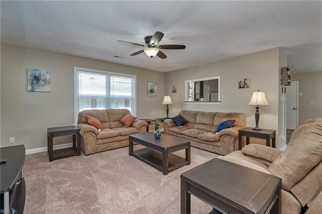 Photo - 440 N Oceana Blvd