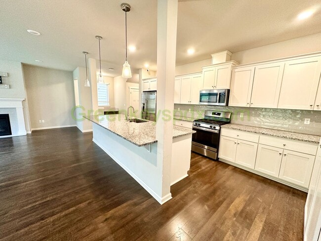 Photo - Amazing 2,306-square-foot house in Wood Village