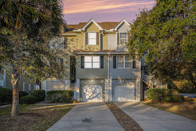 Photo - 1102 Saint Pauls Parrish Ln Townhome