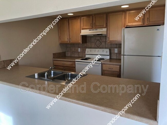 Photo - 13226 Candelaria Rd NE