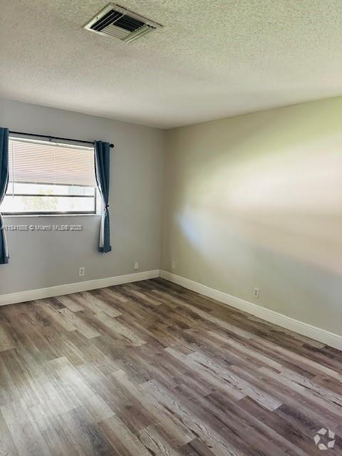Building Photo - 37 SE 15th St Unit 2 Rental