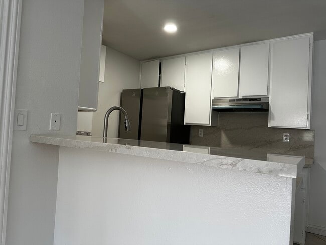 23266 Orange Ave Unidad 8