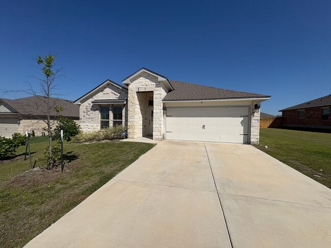 Building Photo - 3 Bedroom 2 Bath Home in Harker Heights