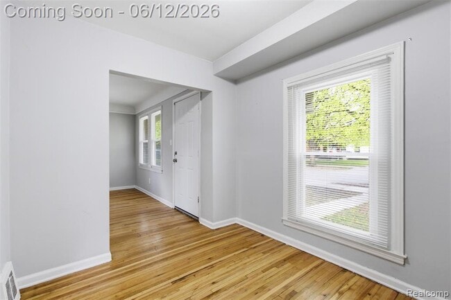 Photo - 12051 Wayburn St