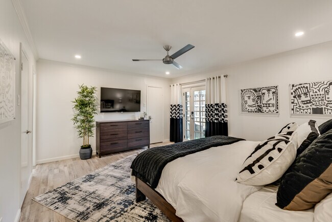 Photo - 9807 Airline Rd