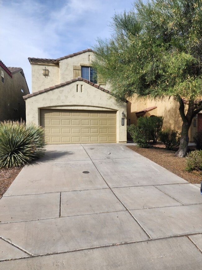 Building Photo - 3 Bedroom - 2.5 Bath - 1605 Sq Ft - Rancho Sahuarita Community - Sahuarita