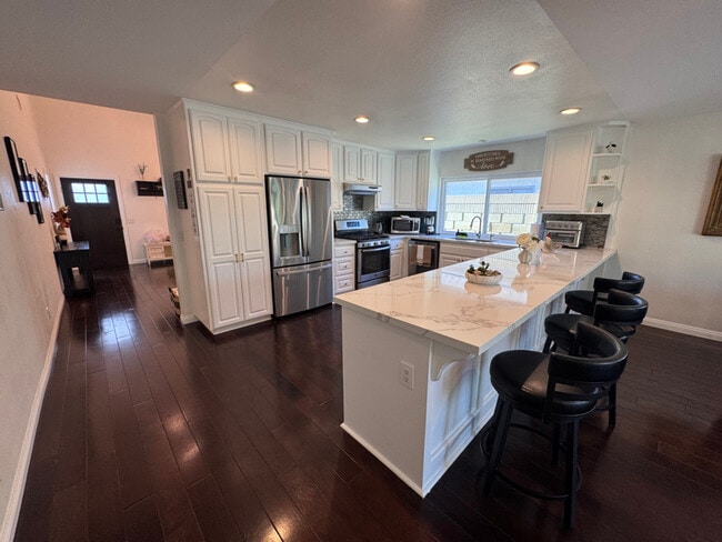 Photo - 11686 Mindanao St