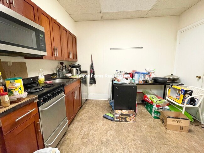 Photo - 17 Aberdeen St Unit 2