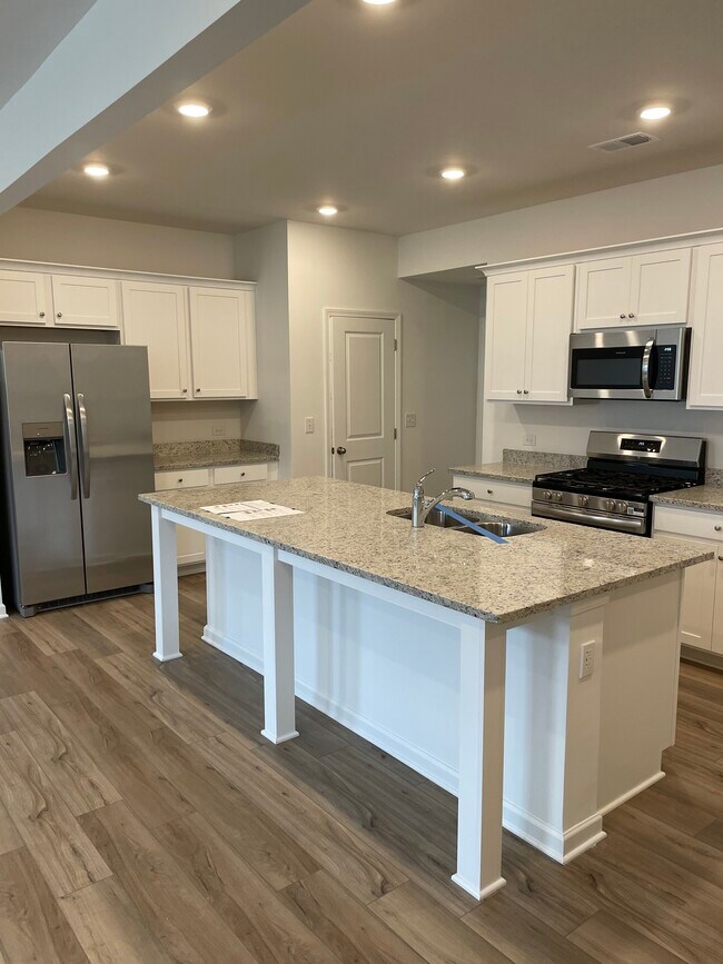 Photo - 102 Smithwood Dr