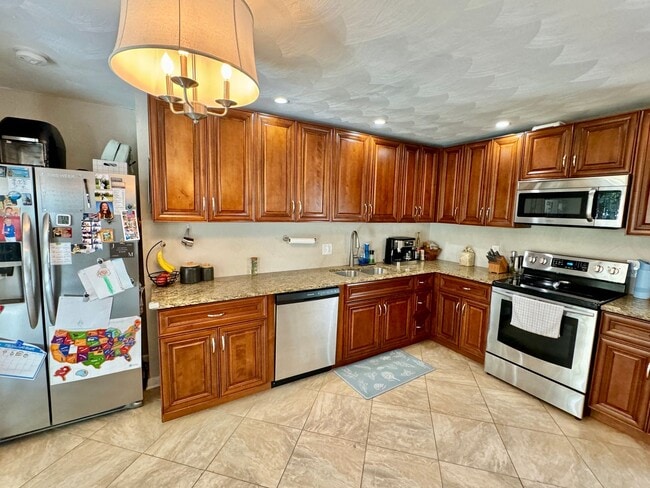 Photo - BEAUTIFUL HOME CLOSE TO AIRPORT AND MILITARY BASE.