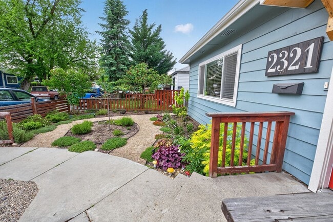 Photo - Beautiful 1930's 2bd/2ba Bungalow in Boise's Historic North End