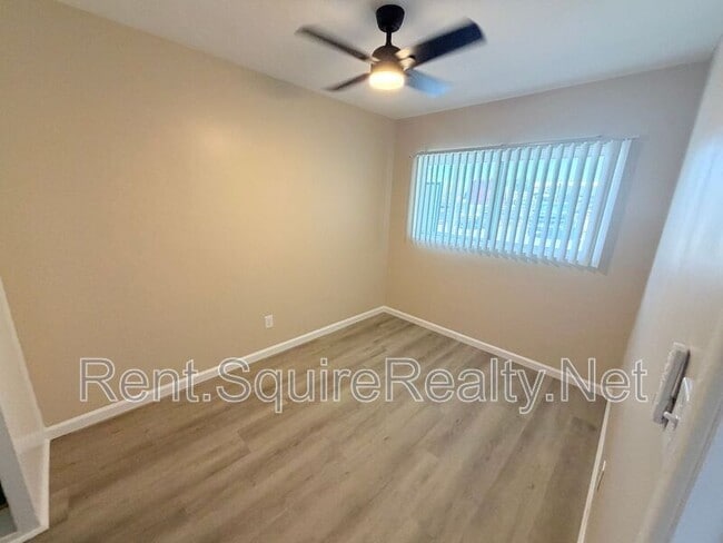 936 W Foothill Blvd Unit 9