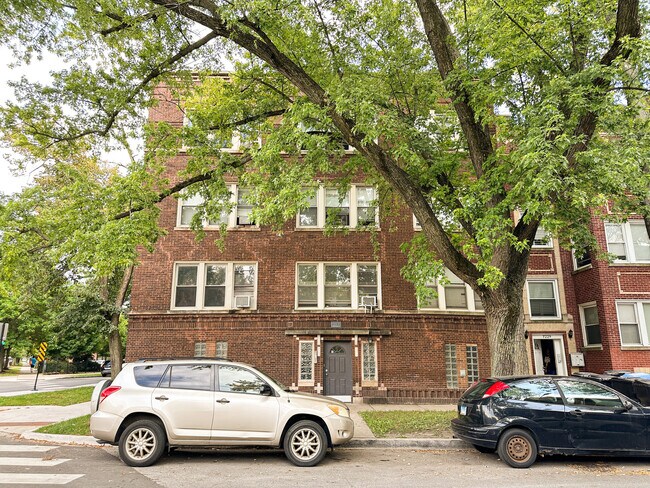 Photo - 7233 N Damen Ave Unit 2