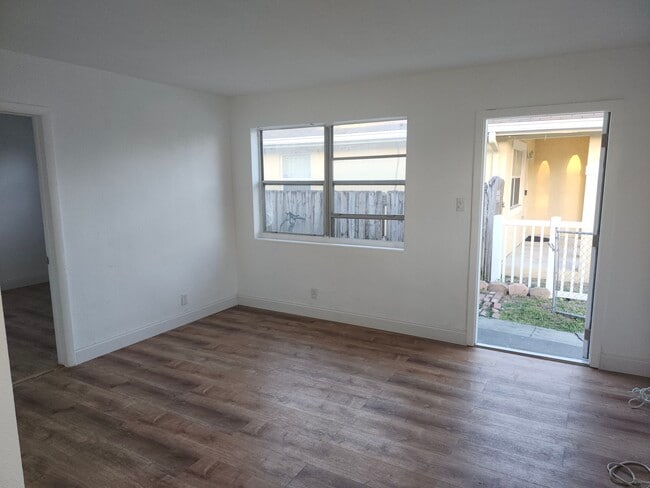 Photo - 732 NW 5th Ct Unidad #1