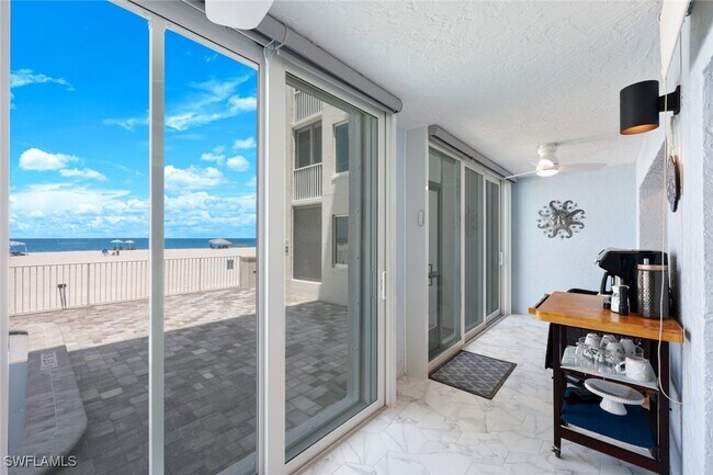 Building Photo - 26000 Hickory Blvd Unit 105