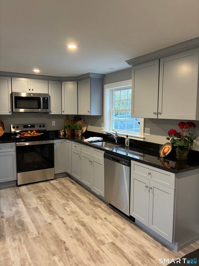 Photo - 1197 Ratley Rd