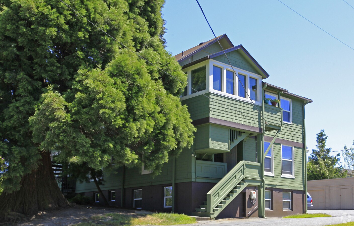 Photo - Housing Hope Crossroads