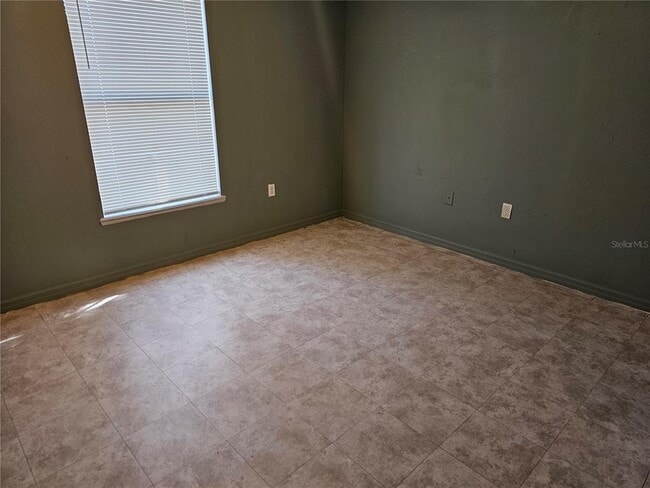 Photo - 479 Cardinal Ct