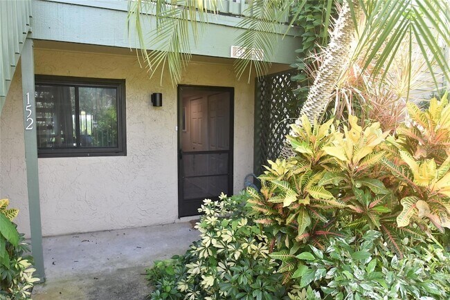 Building Photo - 1520 Pelican Point Dr Unit BA153 Rental