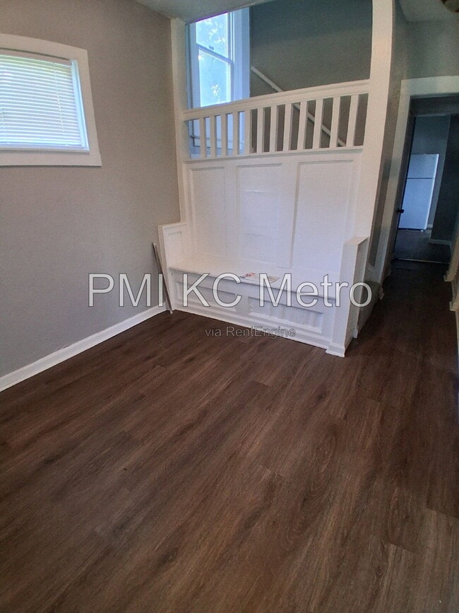 Building Photo - 4607 Olive St