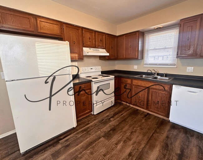 Photo - 2412 SW Jackson St