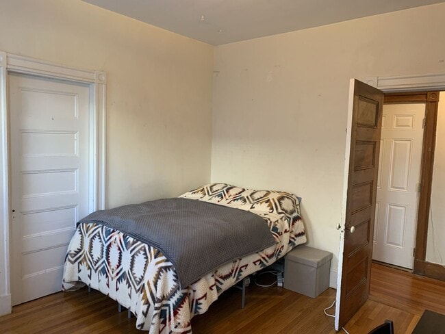 Photo - 164 St Alphonsus St