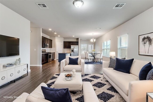 Photo - 348 Shiner Ln