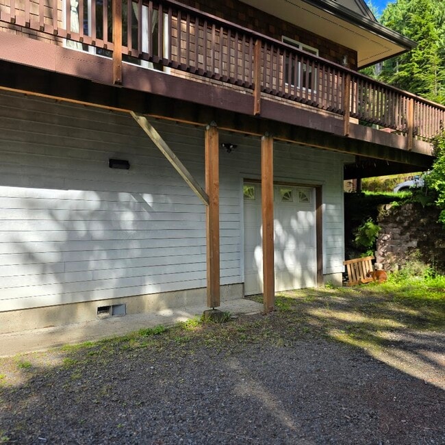 16781 N Tongass Hwy