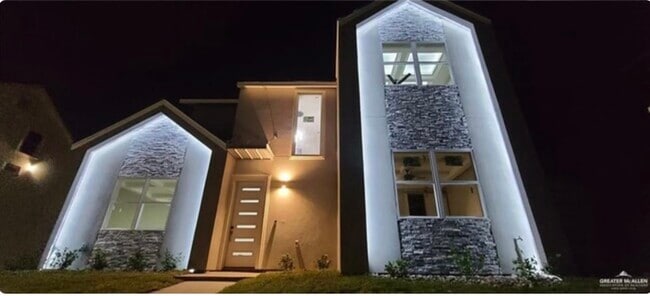 Building Photo - 5514 N Crown Pt