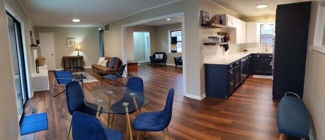 Photo - 42 Thompson Dr