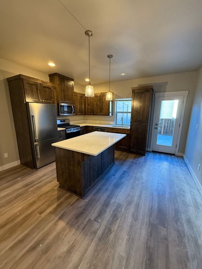 Photo - ree20124 Unit ree20124 - 02