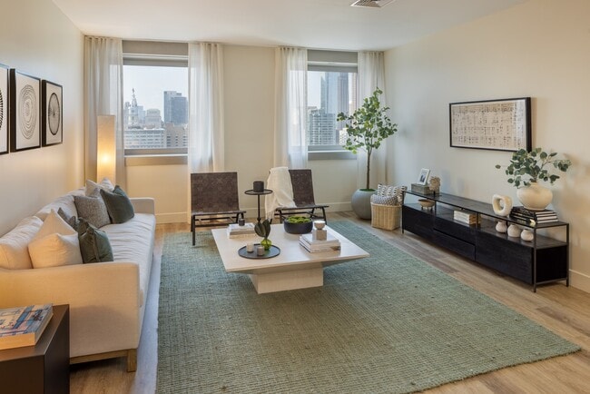 2BR, 2BA -Rockefeller Living