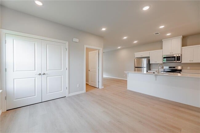 Photo - 1705 SW Casuarina Dr