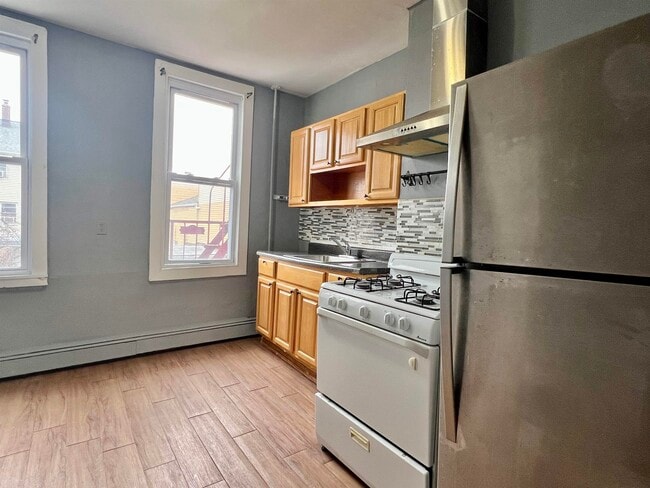 Photo - 80 Paterson St Unit 3L