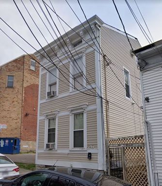 Photo - 26 W Hollister St