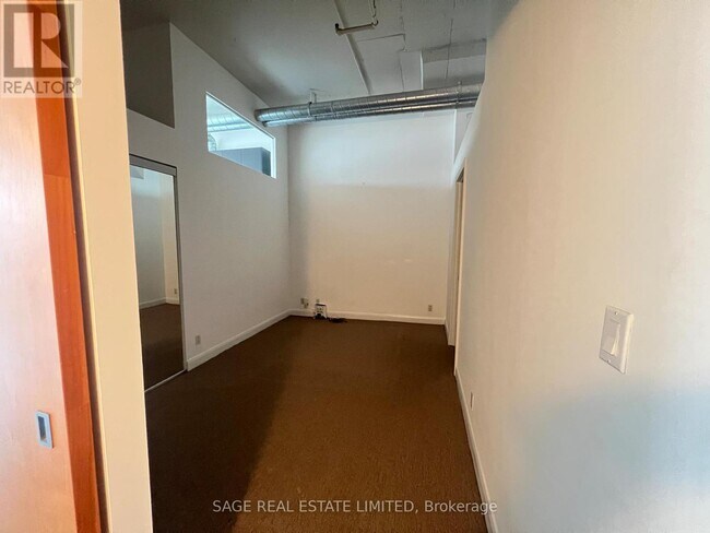 Photo - 700 King St W Unité Lph04