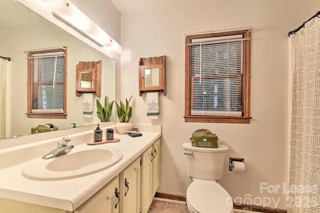 106 Sage Ct