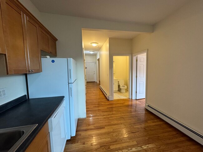 Photo - 43 Florence St Unit #3