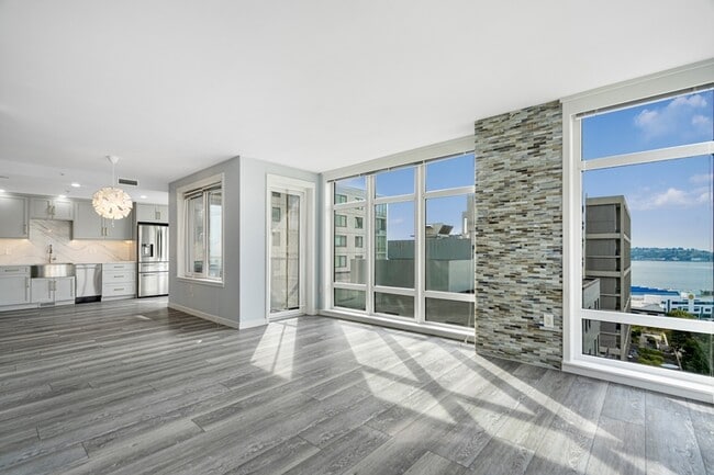 Photo - 2721 1st Ave