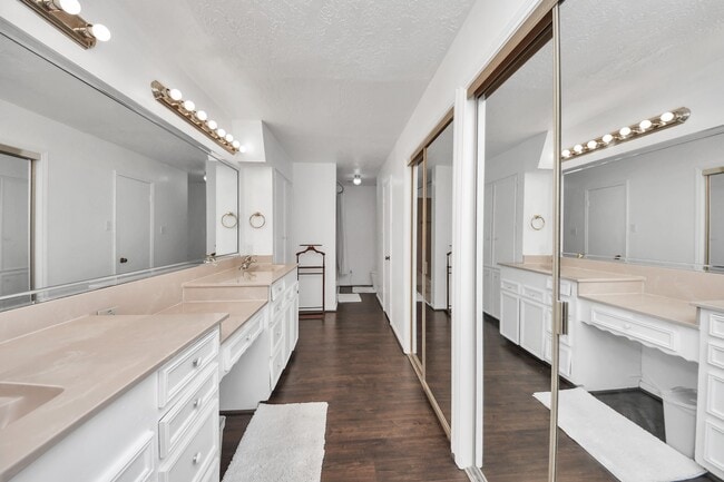 Photo - 1502 Southern Pines Ct