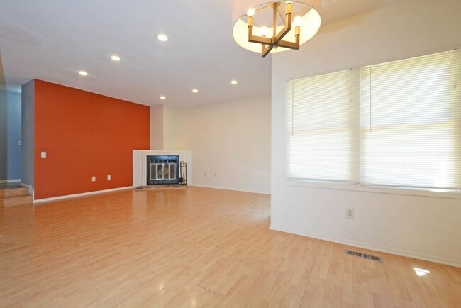 Photo - Beautiful 2-Bed 1-Bath Condo in Bloomington - Available Now!